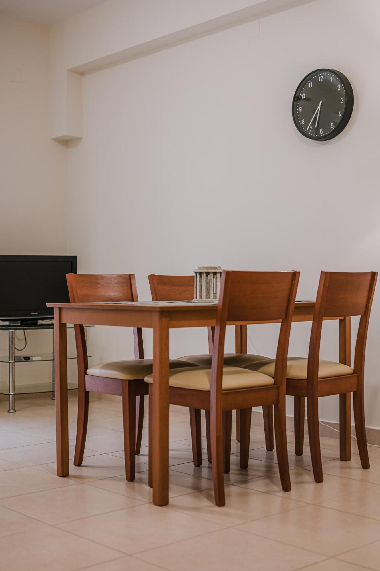 Hb Modern Apartments โตโล ห้อง รูปภาพ